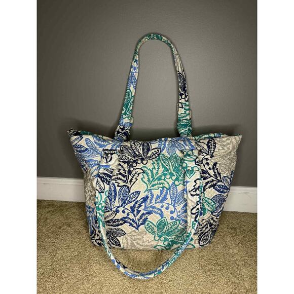 Vera Bradley Women's Quilted Cotton Hadley East West Tote Bag Santiago Floral - Picture 5 of 14